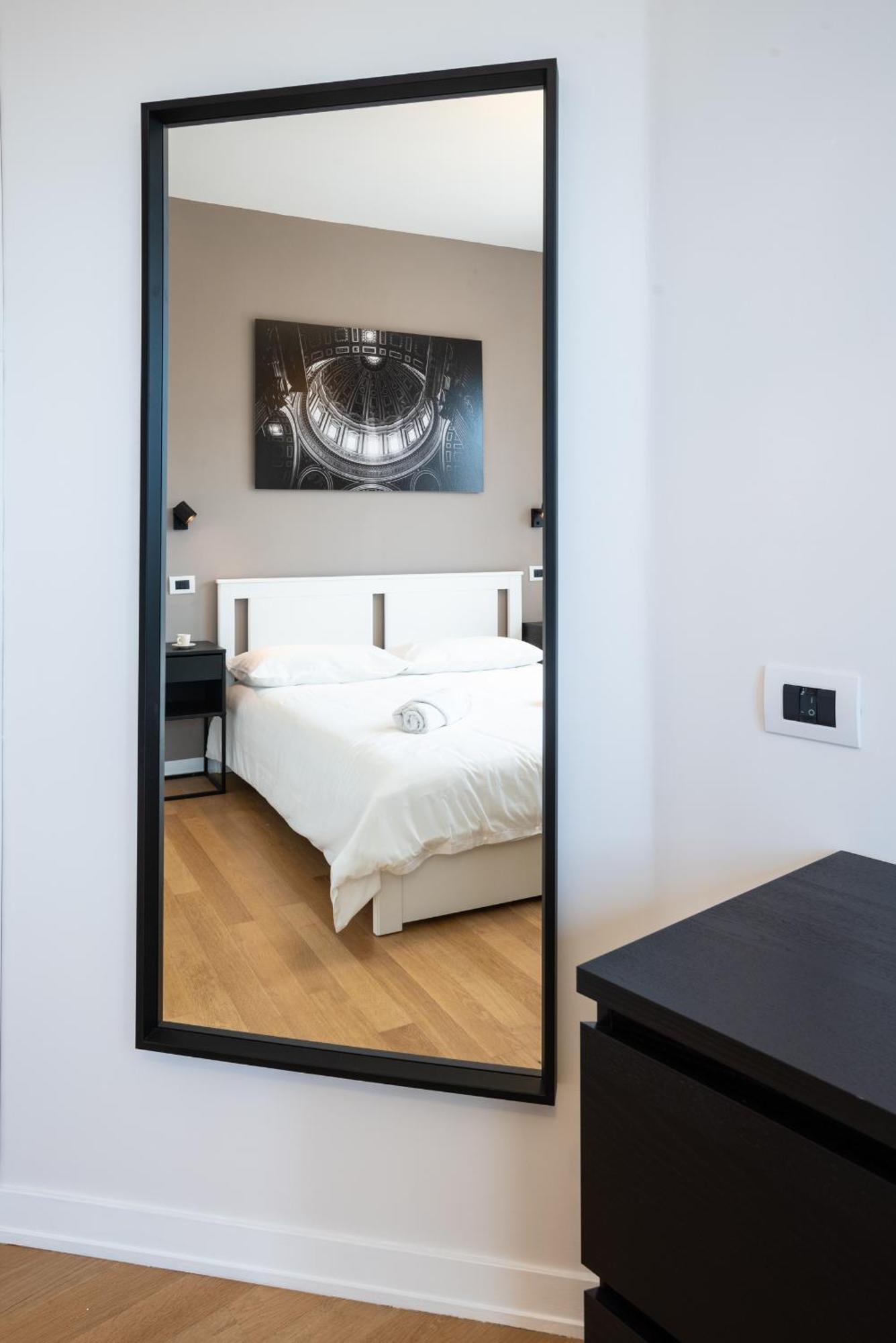 Sunny Monteverde Escapes Apartment